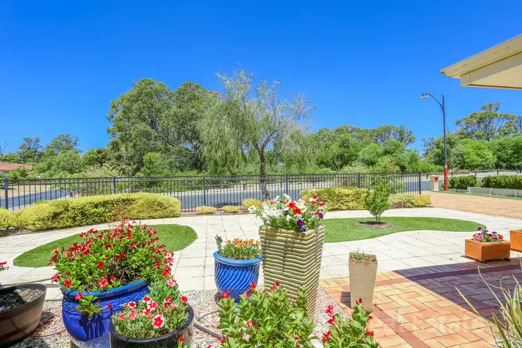 2 Gutmann Parkway, Dalyellup WA 6230