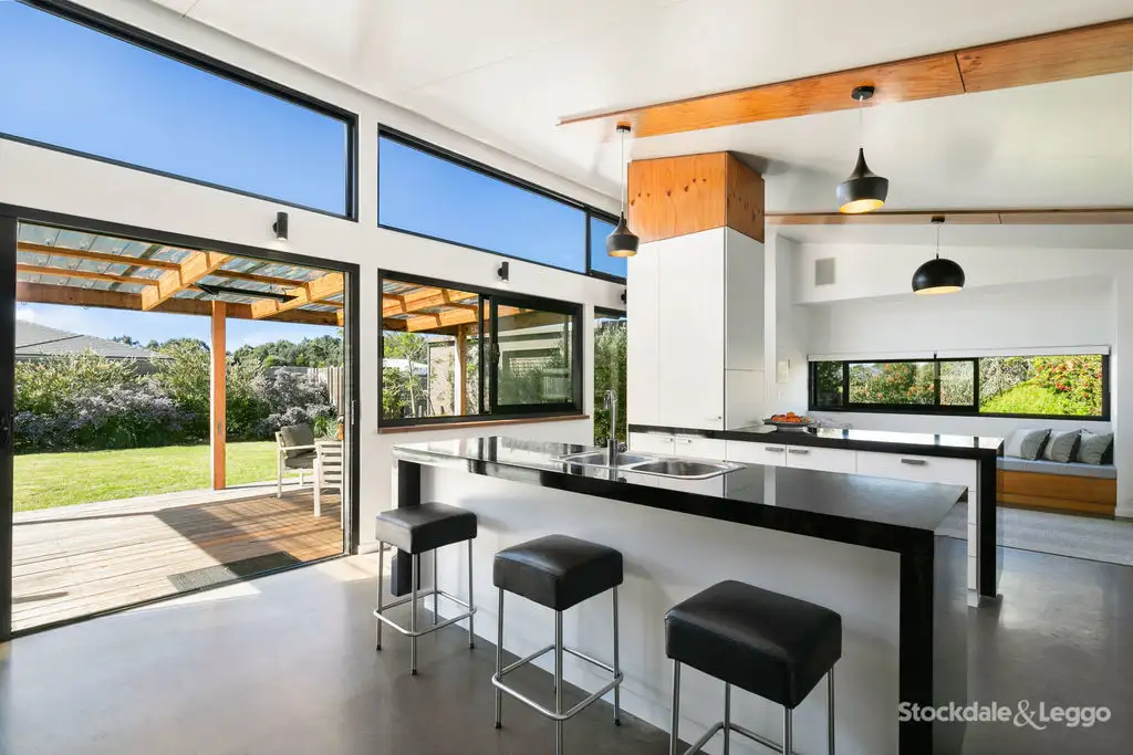 Main view of Homely house listing, 21 Surrey Place, Inverloch VIC 3996