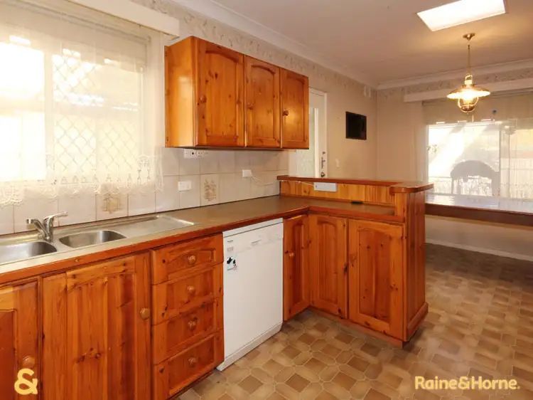 Sixth view of Homely house listing, 2 Paterson Drive, Hackham SA 5163