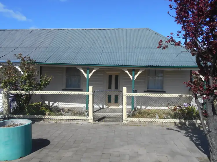 16 Vicary Street, Triabunna TAS 7190