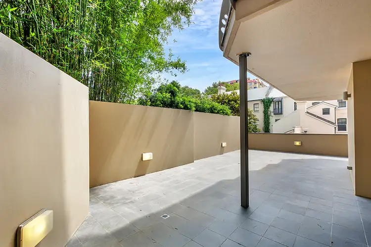 2/5 Tusculum St
