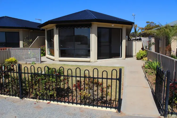 6 Morialta Drive, Tumby Bay SA 5605