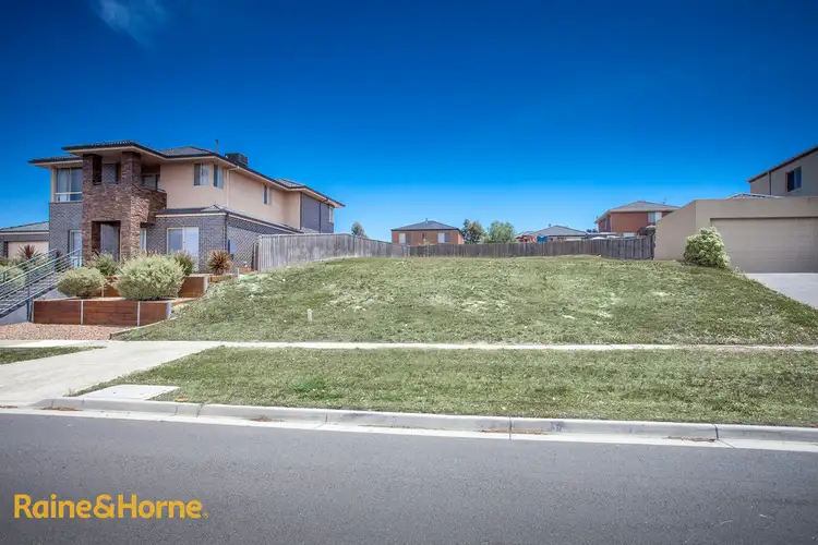 45 Bundanoon Avenue, Sunbury VIC 3429
