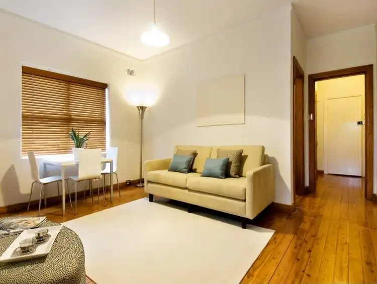 2/66 Addison Road