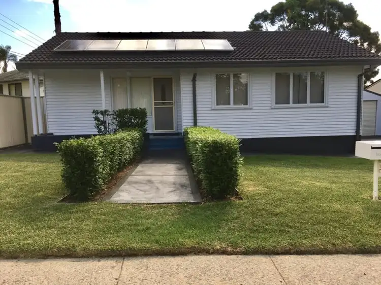 10 SHACKLETON AVENUE