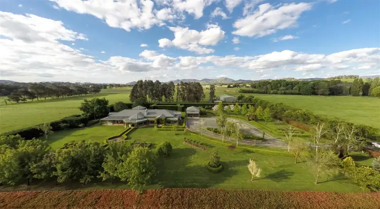 30 Bassetts Lane, Tumut NSW 2720