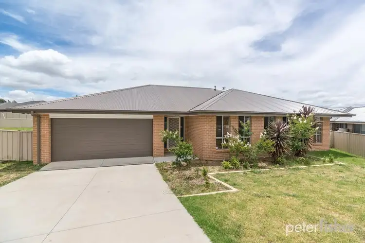 19 Lombardy Way, Orange NSW 2800