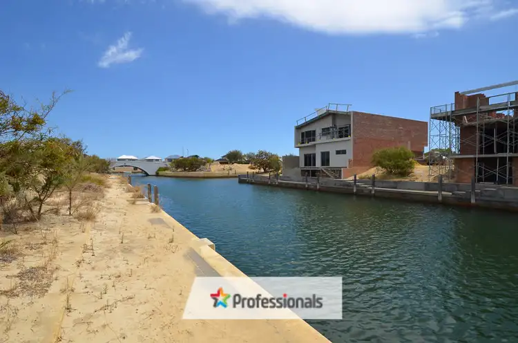 32 Bluemanna Drive, Wannanup WA 6210