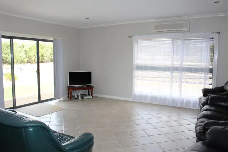 Fifth view of Homely house listing, 106 South Avenue, Bordertown SA 5268