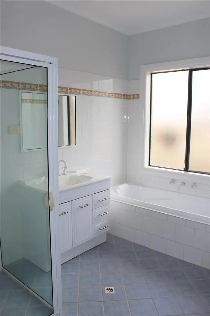 Sixth view of Homely house listing, 106 South Avenue, Bordertown SA 5268