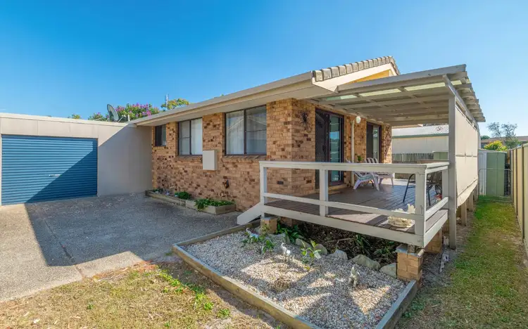 2/37 Gumnut Road, Yamba NSW 2464