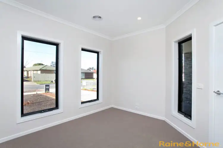 Sixth view of Homely unit listing, 9 Oakwood Road, Albanvale VIC 3021