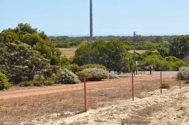 194 Beattie Road, Waggrakine WA 6530