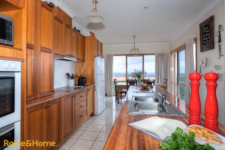 Sixth view of Homely house listing, 9 Greenhill Court, Sunbury VIC 3429