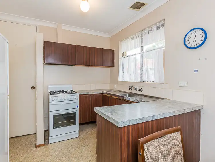 Sixth view of Homely house listing, 16 Burran Court, Armadale WA 6112