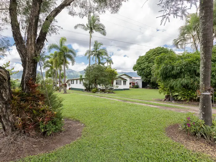 1/254 Kowari Road, Finch Hatton QLD 4756