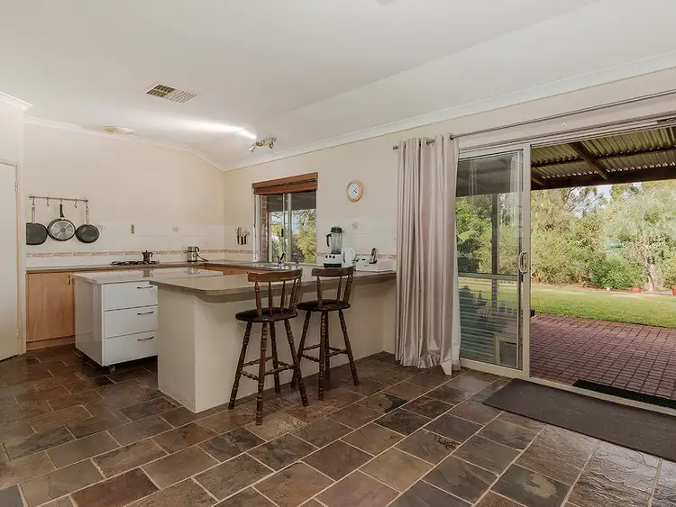 Seventh view of Homely house listing, 2 Ironmonger Court, Wellard WA 6170