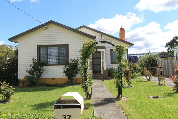 37 Hart, Newstead TAS 7250
