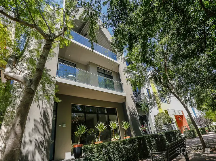 14 Rossello Lane, Subiaco WA 6008