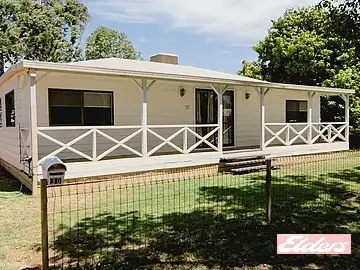 30 BARLEE STREET, St George QLD 4487