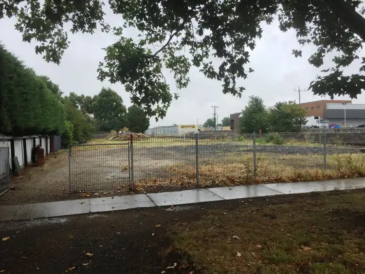 105 Forest Street, Lake Wendouree VIC 3350