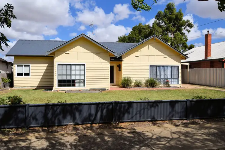 318 Wood Street, Deniliquin NSW 2710