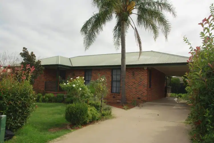84 Montefiores Street Montefiores via, Wellington NSW 2820