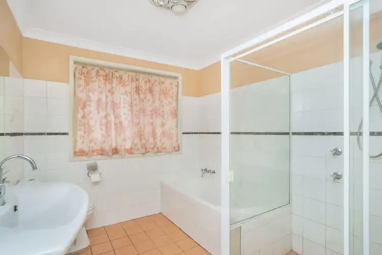 Sixth view of Homely house listing, 7A Essendene Gardens, Mallabula NSW 2319