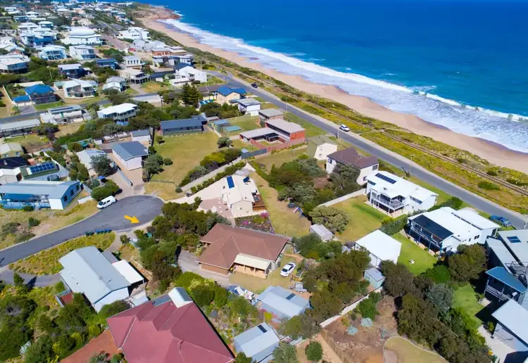 4 EATTS PLACE, Port Elliot SA 5212