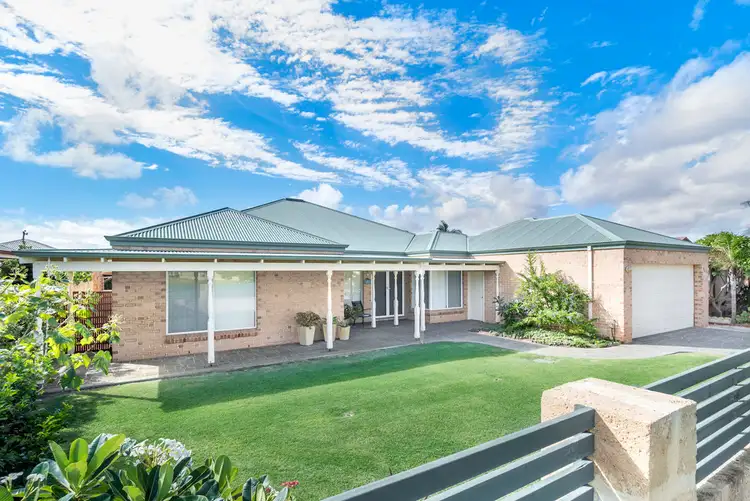 12 Settlers Close, Bluff Point WA 6530