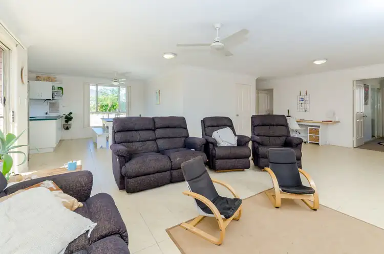 Third view of Homely house listing, 7 Dorinda Close, Clinton QLD 4680
