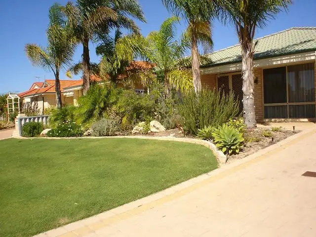 8 Pebblebeach Cove