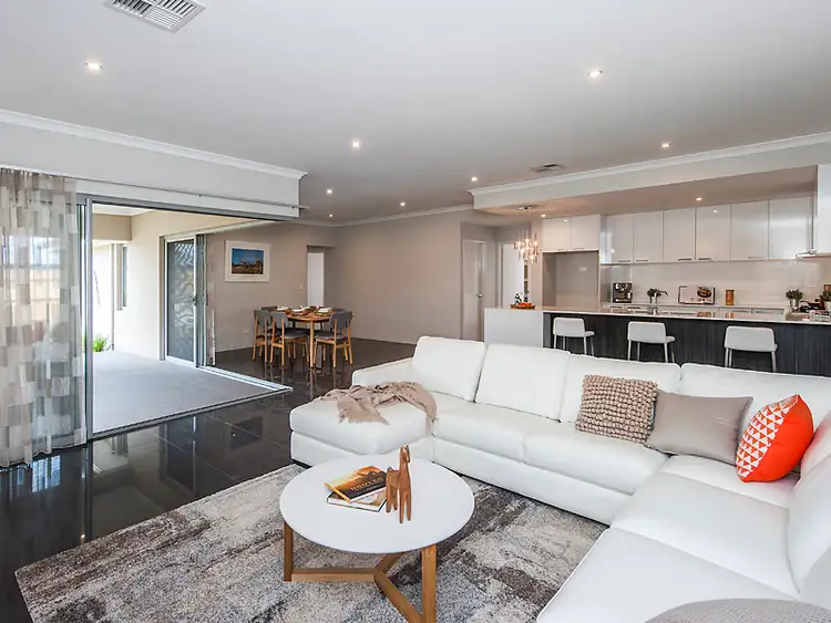 Sixth view of Homely house listing, 4 Horsenall Close, Ellenbrook WA 6069