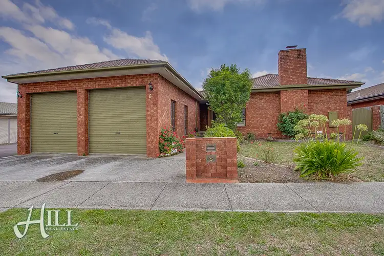 8 Brennan Drive, Wantirna South VIC 3152