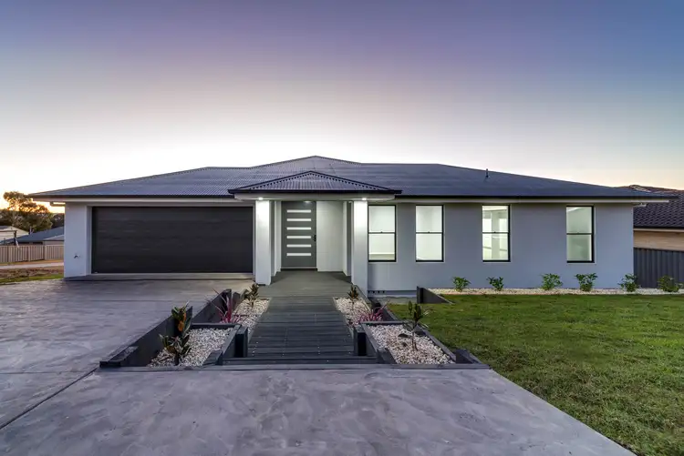 16 Banksia Way, Goulburn NSW 2580