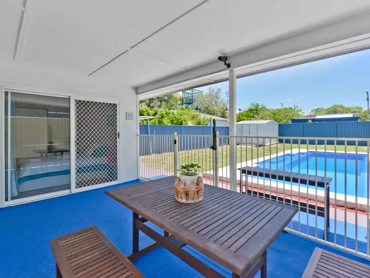 9 Inglis Street