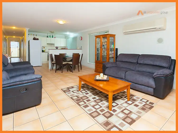 13B Capricorn Ave, Crestmead QLD 4132