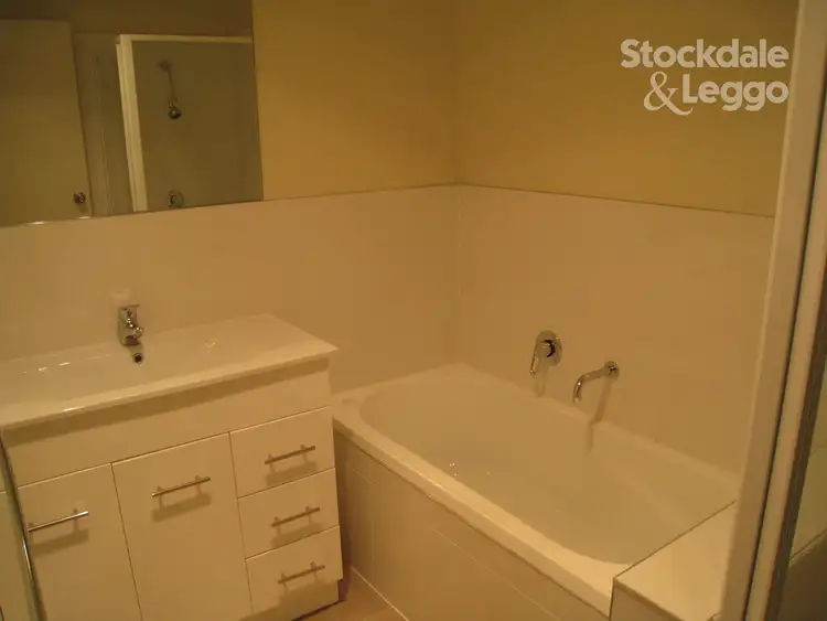 Fifth view of Homely unit listing, 2/17 Solander Street, Dromana VIC 3936