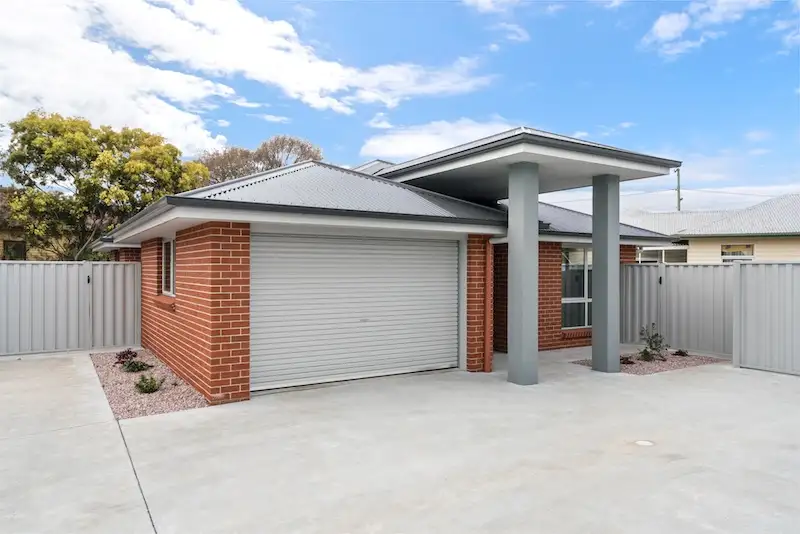 Main view of Homely unit listing, 4-105 Main Street, Ulverstone TAS 7315