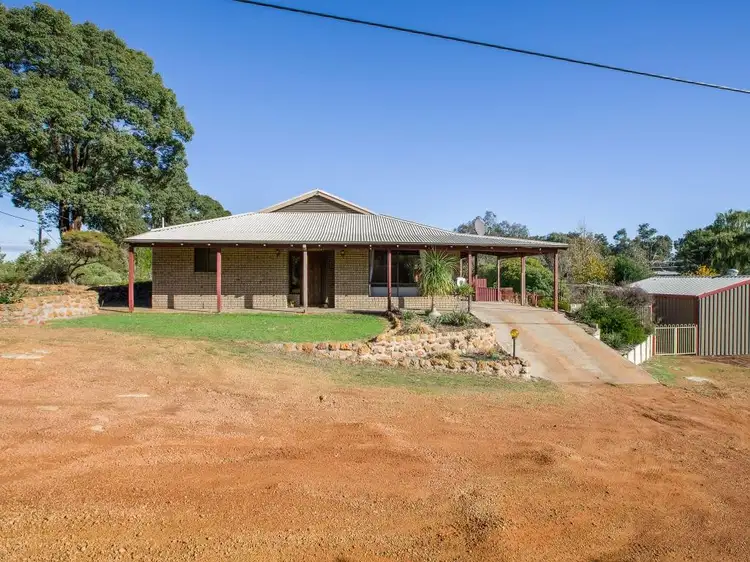 88 Palmer Road, Collie WA 6225