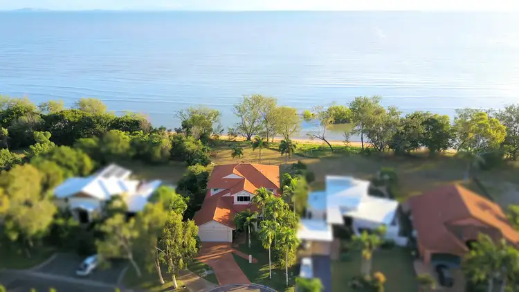 60 Waterview Drive, Bushland Beach QLD 4818