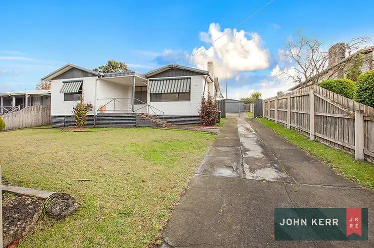54 Eastern Avenue, Newborough VIC 3825