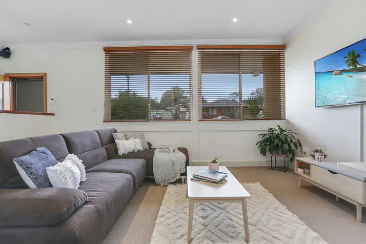 Second view of Homely house listing, 10 Jindalee Avenue, Kanahooka NSW 2530