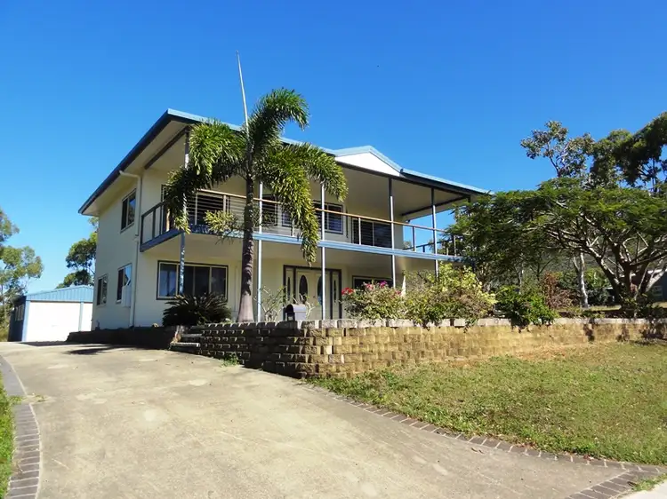 72 Blackcurrent Drive, Hideaway Bay QLD 4800