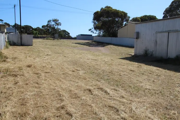 22 Elizabeth Street, Streaky Bay SA 5680
