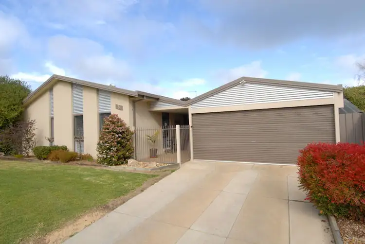 3 Warren Drive, Deniliquin NSW 2710