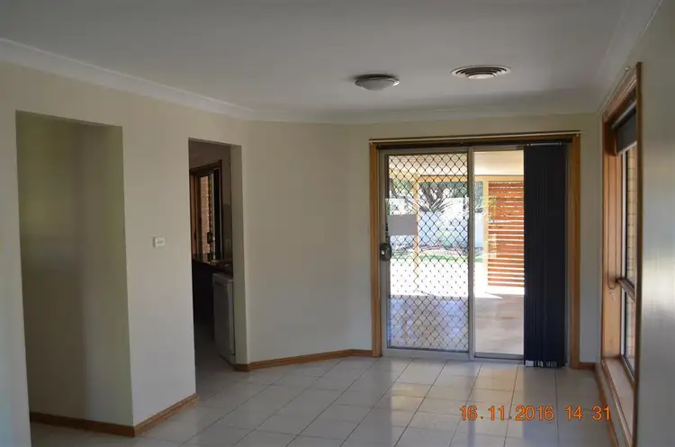 Seventh view of Homely house listing, 3 Jeffery Circuit, Tumut NSW 2720