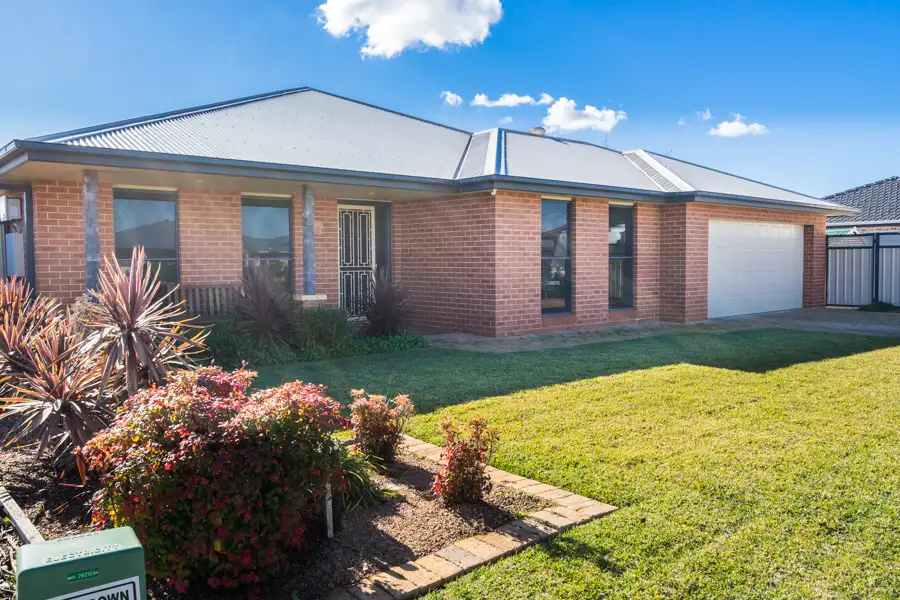 Main view of Homely house listing, 11 Hawkesbury Place, Dubbo NSW 2830