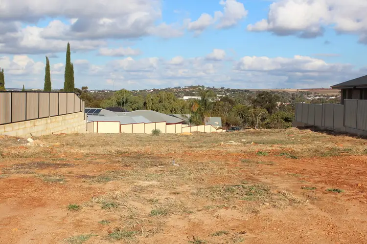 13 (Lot 236) Golf Cresc, Northam WA 6401