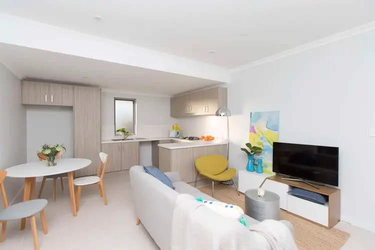 Unit 10@136 Leake Street, Belmont WA 6104